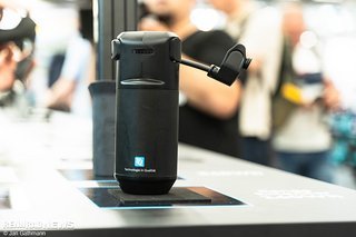 Wer besonders viel Reichweite will, greift zum optional erhältlichen Range Extender. Laut TQ soll der Motor auch ohne den Zusatz-Akku für Ausfahrten mit 100 km Distanz und 1.500 Höhenmeter bei voller Unterstützung ausreichen. Wer besonders viel Reichweite will, greift zum optional erhältlichen Range Extender. Laut TQ soll der Motor auch ohne den Zusatz-Akku für Ausfahrten mit 100 km Distanz und 1.500 Höhenmeter bei voller Unterstützung ausreichen.