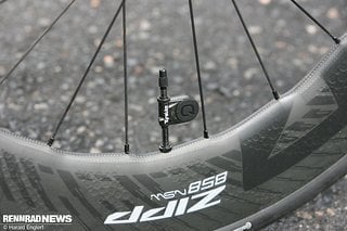 Zipp 858 NSW Vorderrad mit 23 mm Maulweite