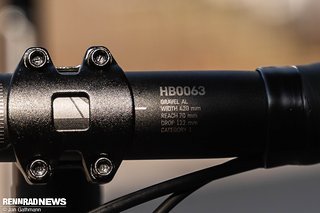 Äußerst gelungen fand ich das gesamte Cockpit mit dem HB0063 Lenker. Äußerst gelungen fand ich das gesamte Cockpit mit dem HB0063 Lenker.