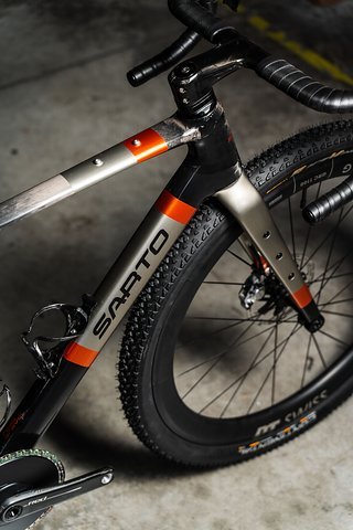Neu entwickelt wurde auch die Gabel, die unter anderem mit Bikepacking-Mounts ausgestattet ist.
