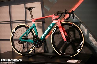 Die Team 7-Eleven Sonderlackierung des Ridley Noah Fast Aero-Rennrades gibt es jetzt auch im Custom-Programm. Die Team 7-Eleven Sonderlackierung des Ridley Noah Fast Aero-Rennrades gibt es jetzt auch im Custom-Programm.