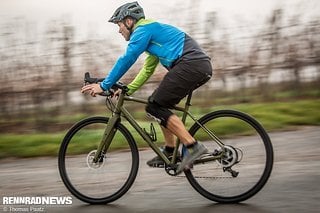 Einmal in Fahrt rollt das Sequoia leicht und leise