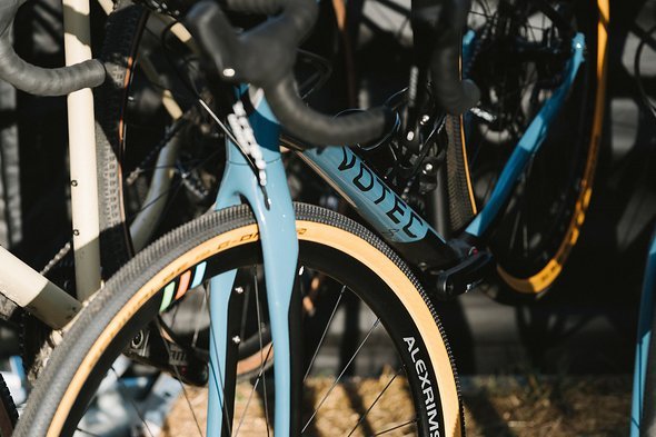 "Von der Industrie organisierter Ride" – Votec stellte Gravelbikes zur Verfügung "Von der Industrie organisierter Ride" – Votec stellte Gravelbikes zur Verfügung
