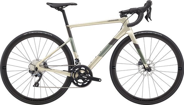 Supersix Carbon Disc Ultegra für 3.499 €. Mit Knot 35 Carbon-Laufrädern und Cannondale 3 Alu-Kurbel Supersix Carbon Disc Ultegra für 3.499 €. Mit Knot 35 Carbon-Laufrädern und Cannondale 3 Alu-Kurbel