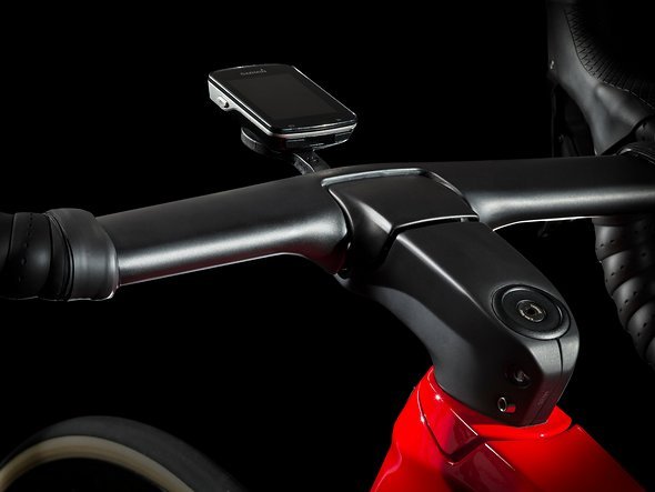 Das neue Aero-Cockpit ist zweiteilig Das neue Aero-Cockpit ist zweiteilig