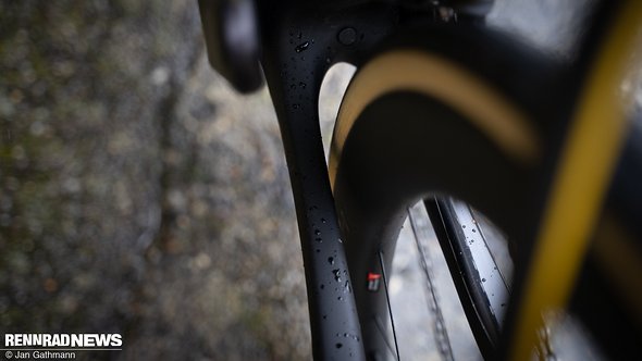 Im Rahmen ist Platz für Reifen bis zu 30 mm Breite – entscheidend ist das Maß, nicht die Größenangabe Im Rahmen ist Platz für Reifen bis zu 30 mm Breite – entscheidend ist das Maß, nicht die Größenangabe