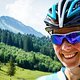 Strahlende Rennradlerin und ‚Damen-Chefin’ bei Canyon: Katrin Neumann.
