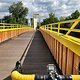 Gelb zu gelb, das passt! Neue Brücke über den Neckar bei Esslingen