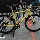 Auch moderne Rennräder aus Stahl stehen auf der Taipeh Cycle Show
