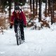 Die äußere Bekleidungslage sollte beim Radfahren im Winter immer mindestens winddicht sein