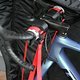 Moderne Fahrrad-Transporttaschen wie die Scicon Aerocomfort 3.0 TSA Triathlon Bike Travel Bag nehmen Bikes ohne Schraubarbeiten auf