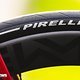 Mit dem rennsportspezifischen P Zero Race TLR RS rundet Pirelli die Modell-Familie nach oben ab.