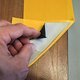 47 Material gelb-auf-schwarz Rueckseite