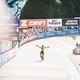 Der erste französische Elite-Sieg bei Paris Roubaix seit fast 30 Jahren: Pauline Ferrand-Prevot reißt die Arme in den Himmel!