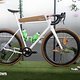 Allroad Bike von Milli Cycles mit Taschen von Fo Goods und Komponenten von Tune.