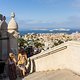 Blick von Notre Dame de la Garde Richtung Hafen von Marseille und die Frioul Inseln