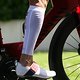 Sogenannte Aero Calf Sleeves sollen Aero-Einsparungen bis zu 8 Watt bei 45 km/h ermöglichen